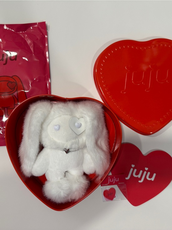 CJ Hendry Accessories - CJ Hendry Valentines Day Juju Juju